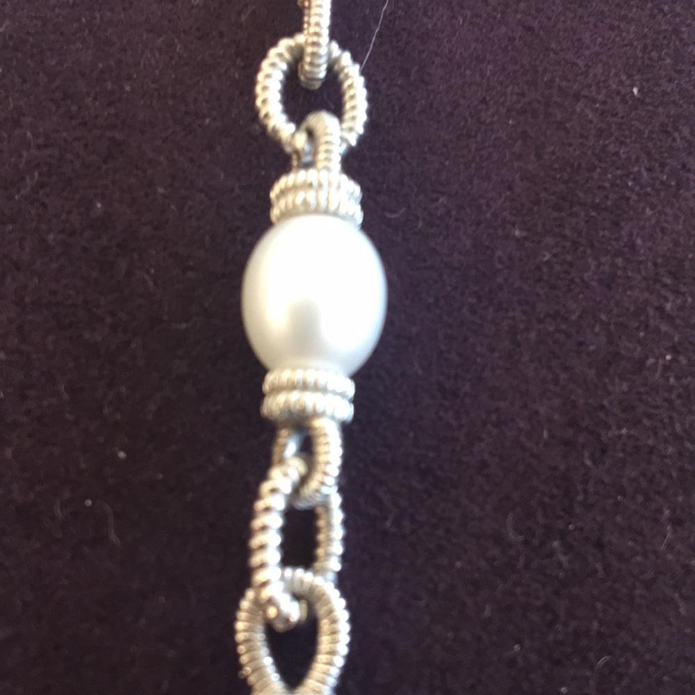 Judith Ripka Pearl Bracelet - Picture 3 of 3
